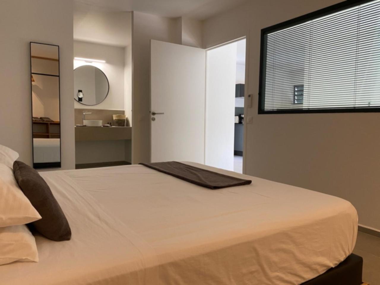 Hotel Lune De Miel Десе Екстер'єр фото